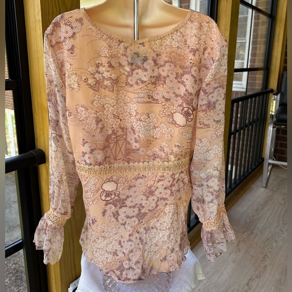 Ethereal Silk Flowy Boho Lace-Trimmed Romantic Floral Pale Peach V-Neck Top ~ XL - Picture 9 of 15